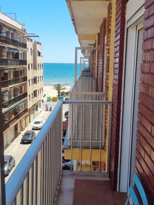 Lovely Three-Bedroom Apartment In Puerto De Sagunt Sagunto 外观 照片