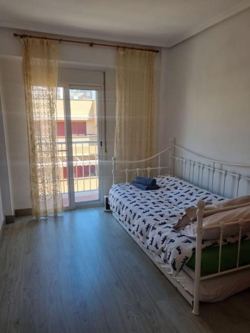 Lovely Three-Bedroom Apartment In Puerto De Sagunt Sagunto 外观 照片